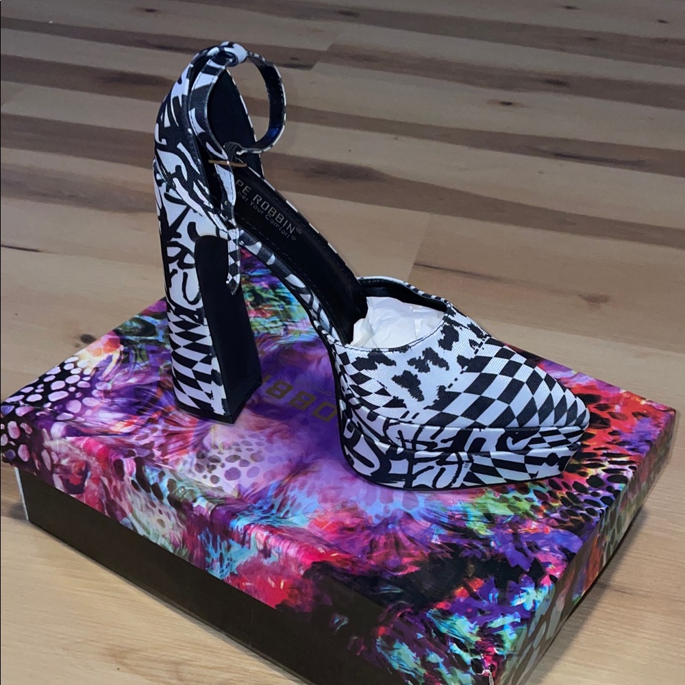 Cape Robbin Black & White Mixed-Pattern Pointed Toe Ankle Strap Heel